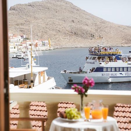 Villa Antonis Chalki Town 외부 사진