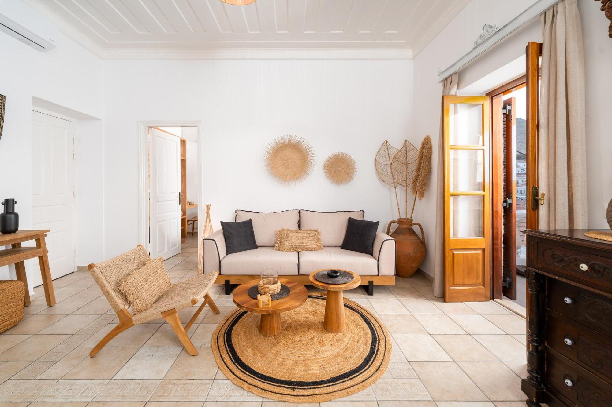 Villa Antonis Chalki Town 외부 사진